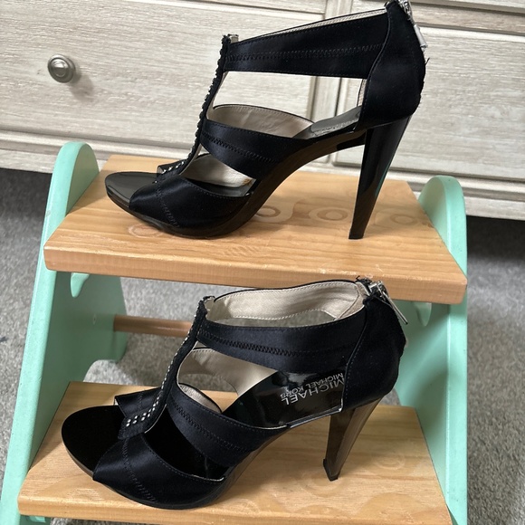 MICHAEL Michael Kors Shoes - Michael Kors black dress shoes